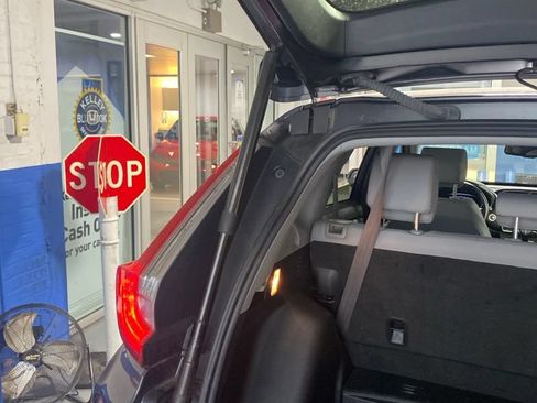 Used 2017 Honda CR-V EX-L image 15