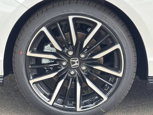 New 2026 Honda Accord Touring image 31