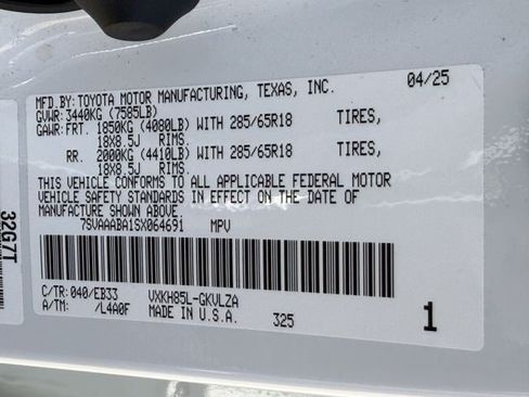 Used 2025 Toyota Sequoia TRD Pro AWD/4WD image 31