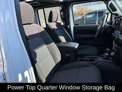 Used 2023 Jeep Wrangler Unlimited w/ Sun & Screen Package AWD/4WD image 31