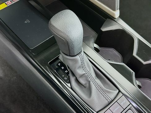 Used 2025 Toyota Camry LE image 25