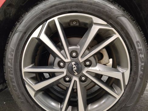 Used 2022 Kia Forte LXS FWD image 31