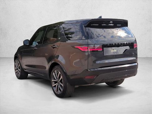 Certified 2024 Land Rover Discovery Dynamic SE image 12
