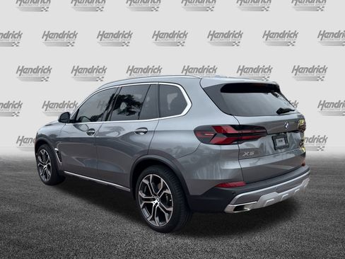 Certified 2024 BMW X5 sDrive40i w/ Premium Package image 8
