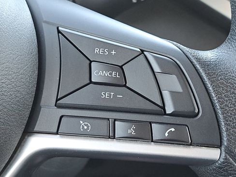 Used 2024 Nissan Altima 2.5 SV image 17