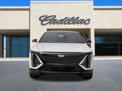 New 2026 Cadillac Lyriq Sport RWD image 7