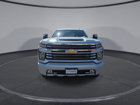 Used 2022 Chevrolet Silverado 3500 High Country w/ Z71 Off-Road Package AWD/4WD image 3
