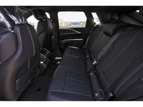 New 2026 Cadillac Lyriq Sport AWD/4WD image 7