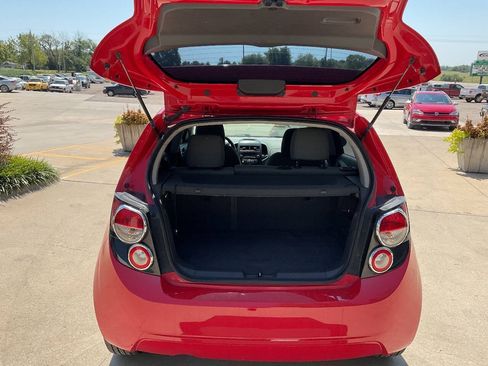 Used 2015 Chevrolet Sonic LT FWD image 11