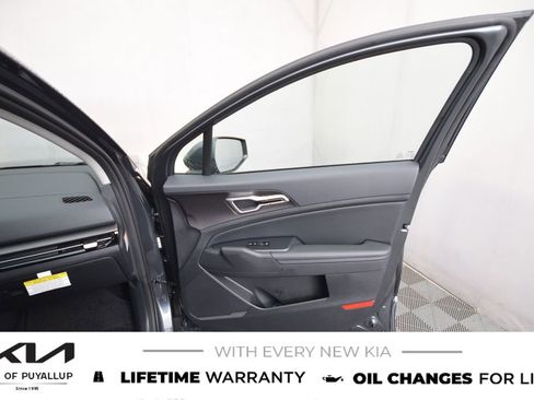 New 2026 Kia Sportage EX image 15