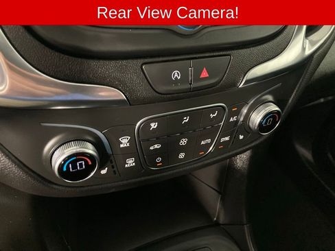 Used 2024 Chevrolet Equinox LT image 10