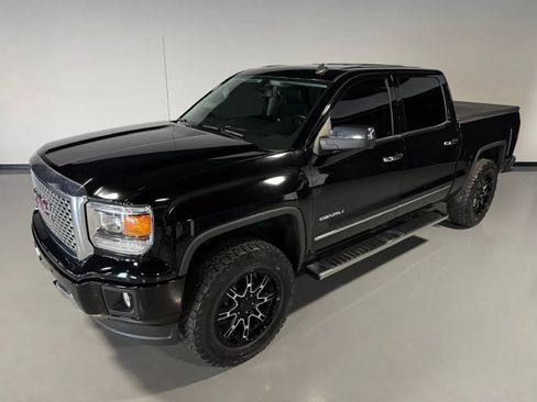 Used 2014 GMC Sierra 1500 Denali w/ Suspension Package, Off-Road AWD/4WD image 41