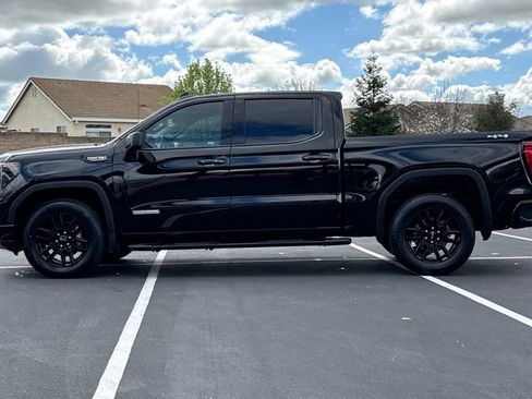 Used 2025 GMC Sierra 1500 Elevation image 14