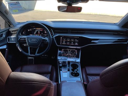 Used 2022 Audi S7 Prestige w/ Prestige Package image 18