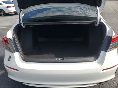 Certified 2024 Honda Civic Sport image 9