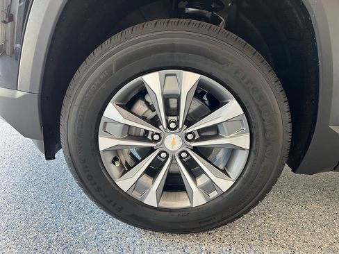New 2026 Chevrolet Equinox LT FWD image 31
