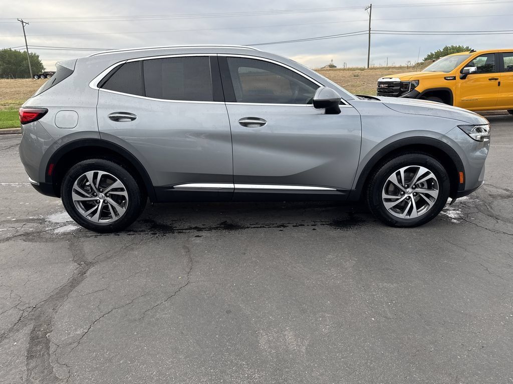 Used 2023 Buick Envision Essence AWD/4WD image 3