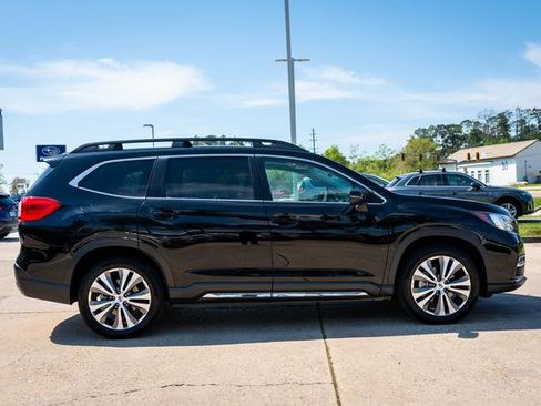 Certified 2022 Subaru Ascent Limited w/ Technology Package image 19