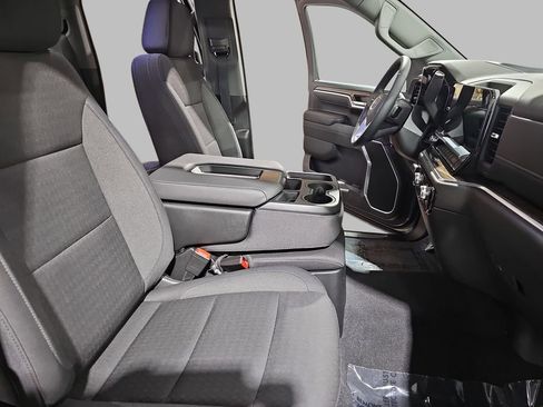 Certified 2026 GMC Sierra 1500 Elevation image 13