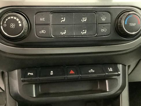 Used 2020 Chevrolet Colorado LT w/ Safety Package AWD/4WD image 17