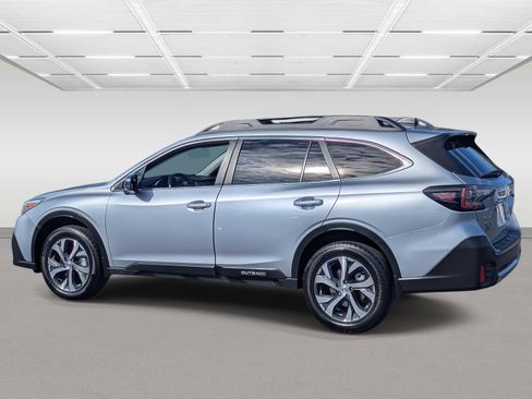 Certified 2022 Subaru Outback Limited w/ Popular Package #2 image 3