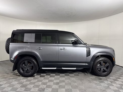 Used 2023 Land Rover Defender 110 S AWD/4WD image 8