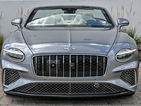New 2026 Bentley Continental GT Azure AWD/4WD image 4