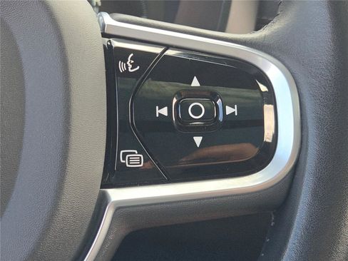 Used 2019 Volvo XC60 T8 Inscription AWD/4WD image 37