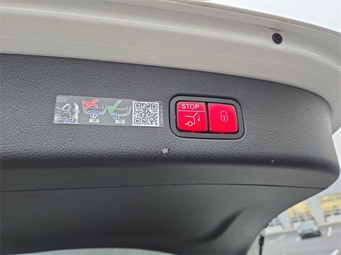 New 2026 Mercedes-Benz GLC 300 4MATIC image 29