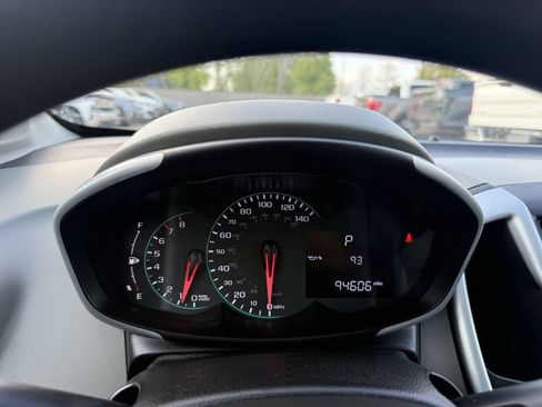 Used 2020 Chevrolet Sonic LT FWD image 31