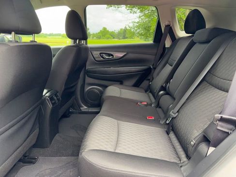 Used 2020 Nissan Rogue SV AWD/4WD image 28