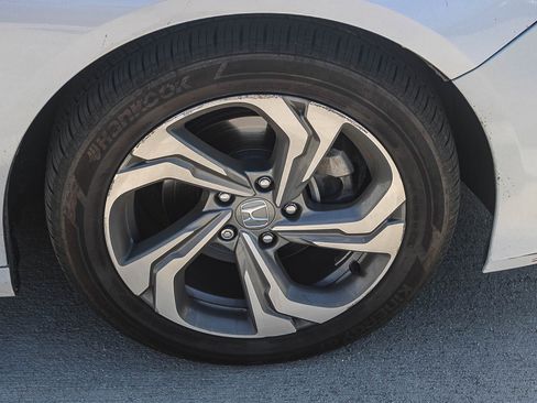 Used 2020 Honda Accord EX-L image 16