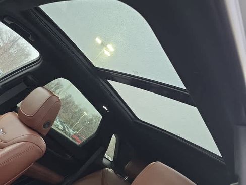 Used 2020 Cadillac XT5 Premium Luxury image 8