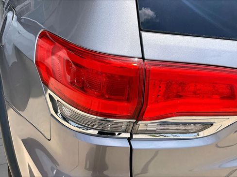 Used 2014 Jeep Grand Cherokee Limited RWD image 24