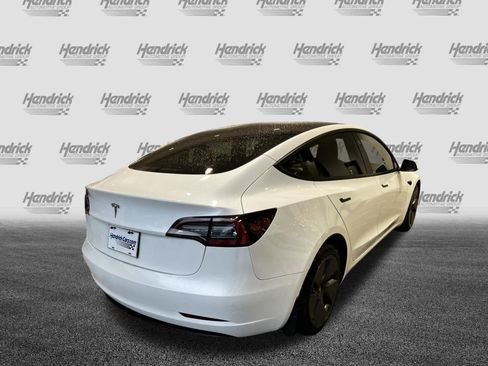 Used 2023 Tesla Model 3 Standard Range image 9