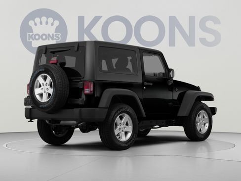 Used 2016 Jeep Wrangler Sport w/ Quick Order Package 23S AWD/4WD image 4