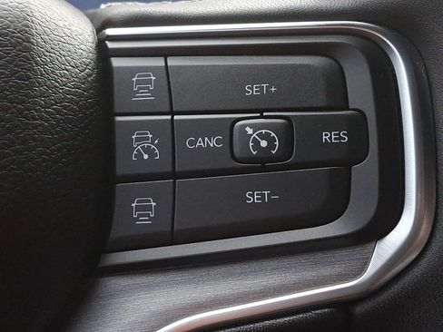 Used 2024 Jeep Wagoneer Series II image 26