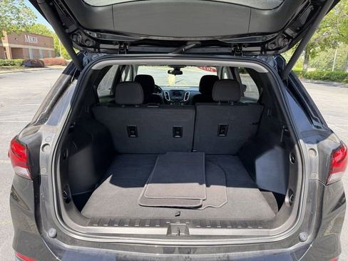 Used 2022 Chevrolet Equinox LT w/ Driver Convenience Package FWD image 41