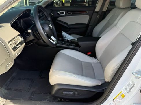 Used 2024 Honda Civic Touring image 20