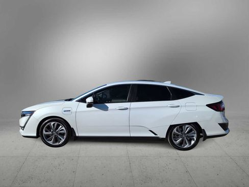 Used 2018 Honda Clarity Plug-In Hybrid image 5