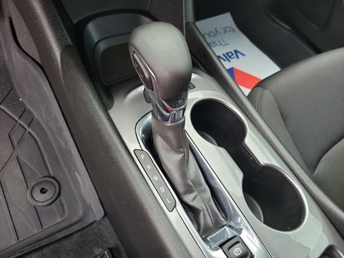 Used 2023 Chevrolet Malibu LS FWD image 26