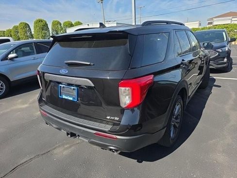 Used 2023 Ford Explorer XLT w/ Equipment Group 202A AWD/4WD image 7