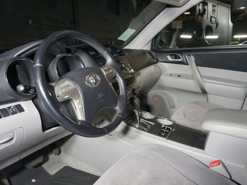 Used 2008 Toyota Highlander Sport AWD/4WD image 11