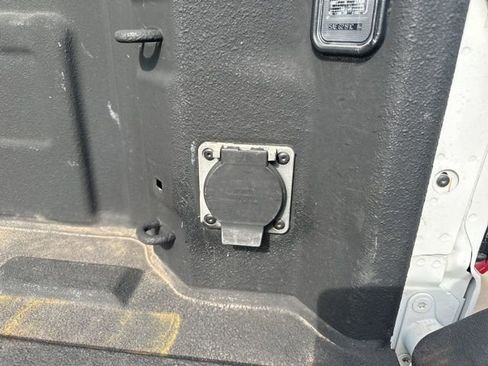 Used 2023 Chevrolet Silverado 1500 LT image 5