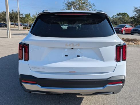 New 2026 Kia Sorento S w/ S Panoramic Sunroof Package FWD image 6