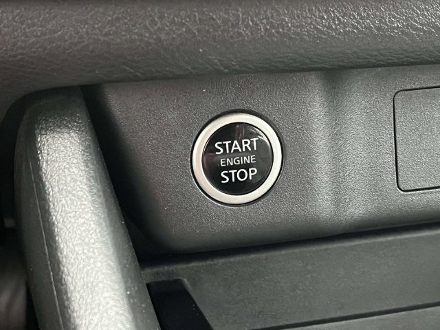 Used 2023 Nissan Rogue SV w/ SV Premium B Package FWD image 33