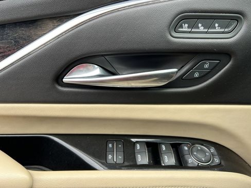 Used 2021 Cadillac Escalade ESV Premium Luxury w/ Driver Assist Tech Package image 57