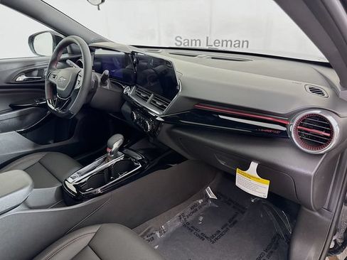 New 2026 Chevrolet Trax RS w/ Sunroof Package FWD image 30