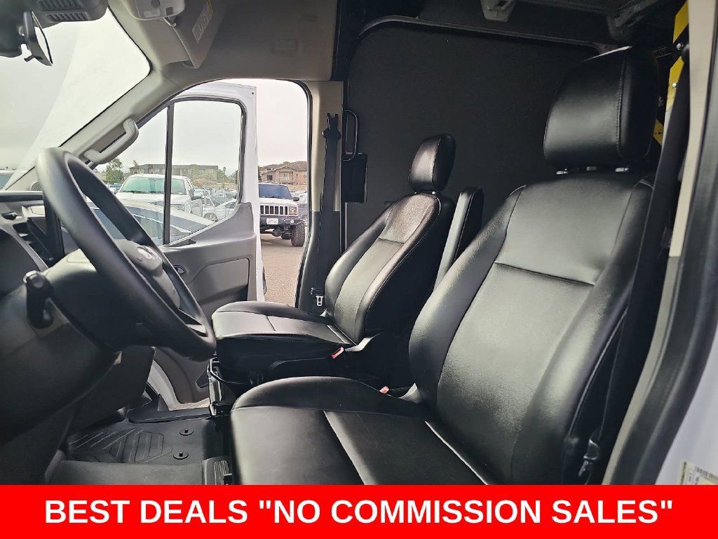 Used 2022 Ford E-Transit Medium Roof RWD image 14