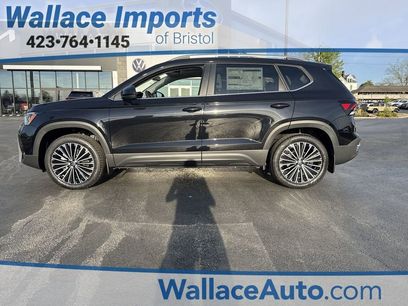 New 2026 Volkswagen Taos SE